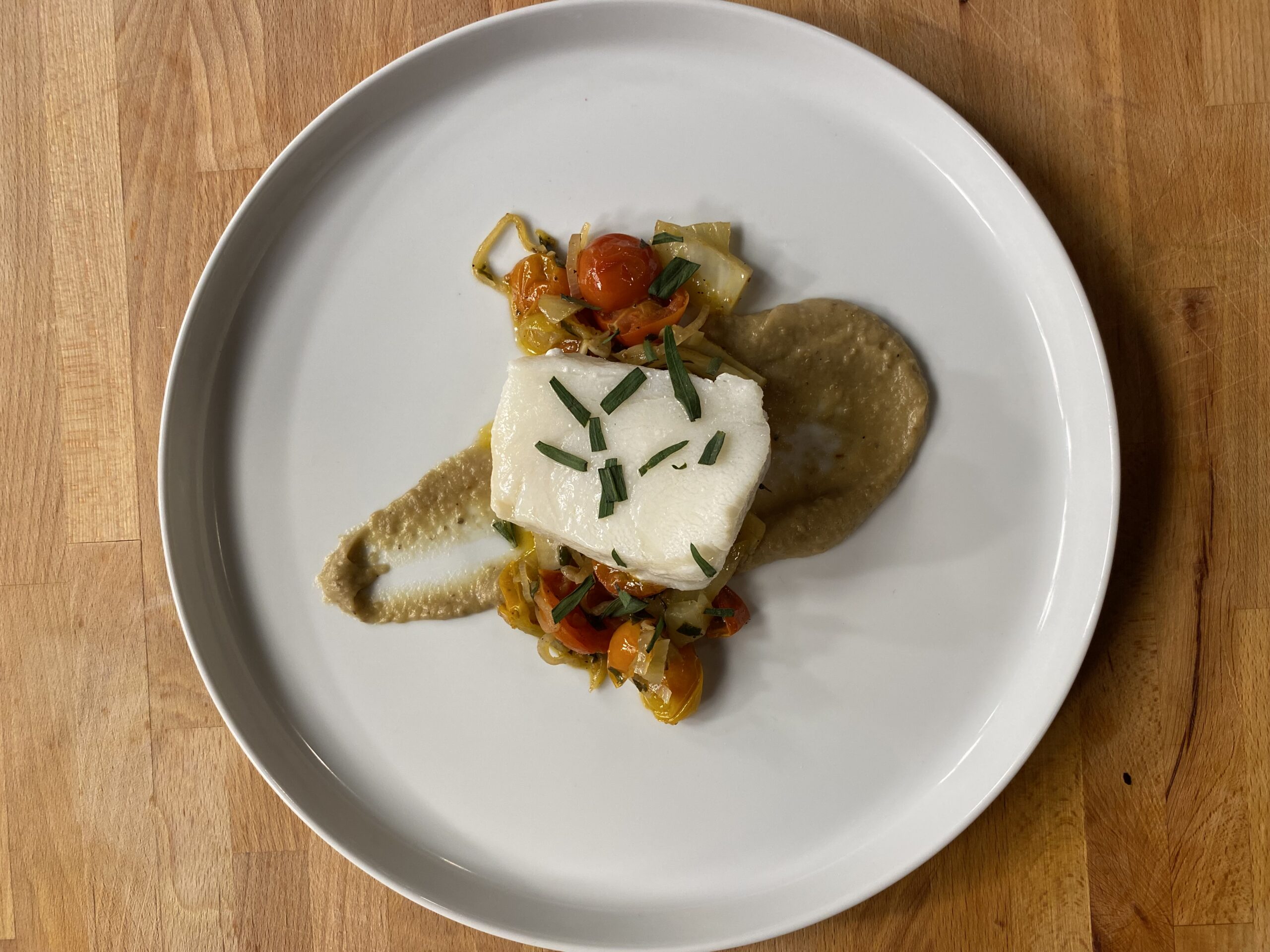 Poached Chilean Sea Bass with Stewed Tomato & Fennel » Pescanova