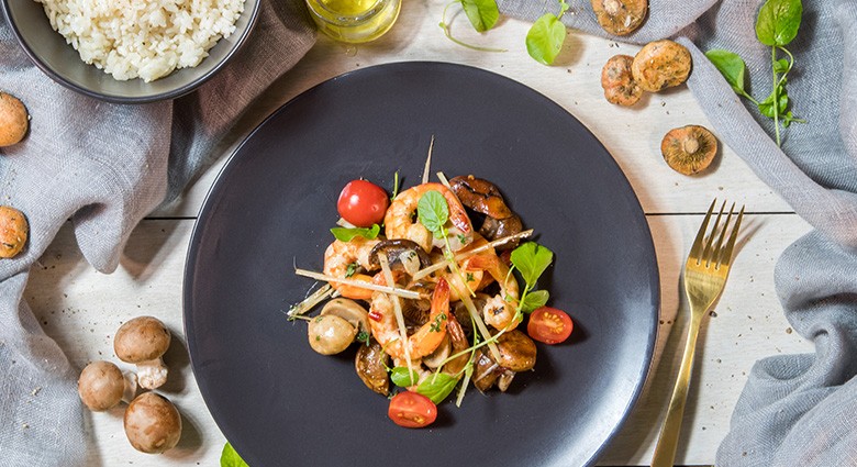 Shrimp with Mushrooms and Lemongrass